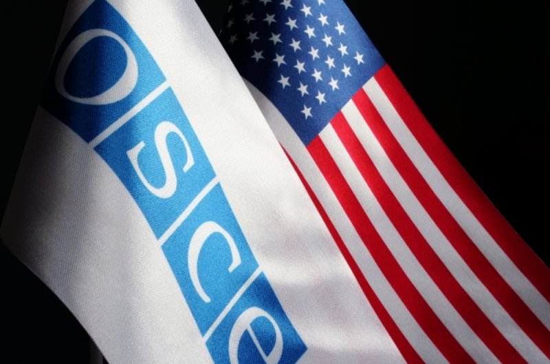 OSCE and US flags